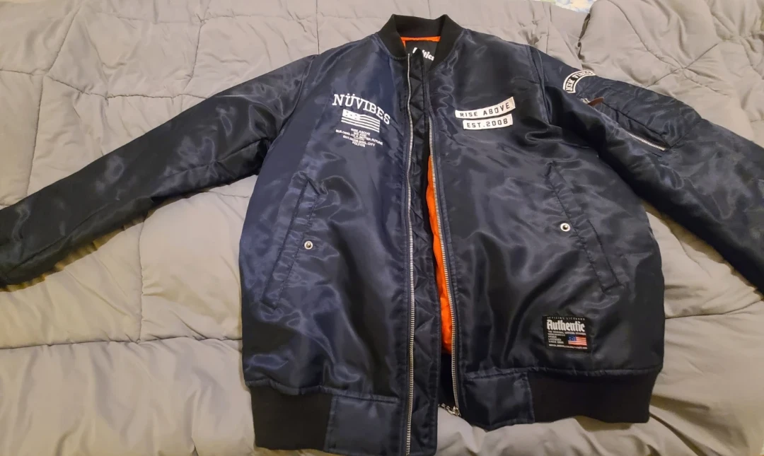 Feltics Bomber Jacket