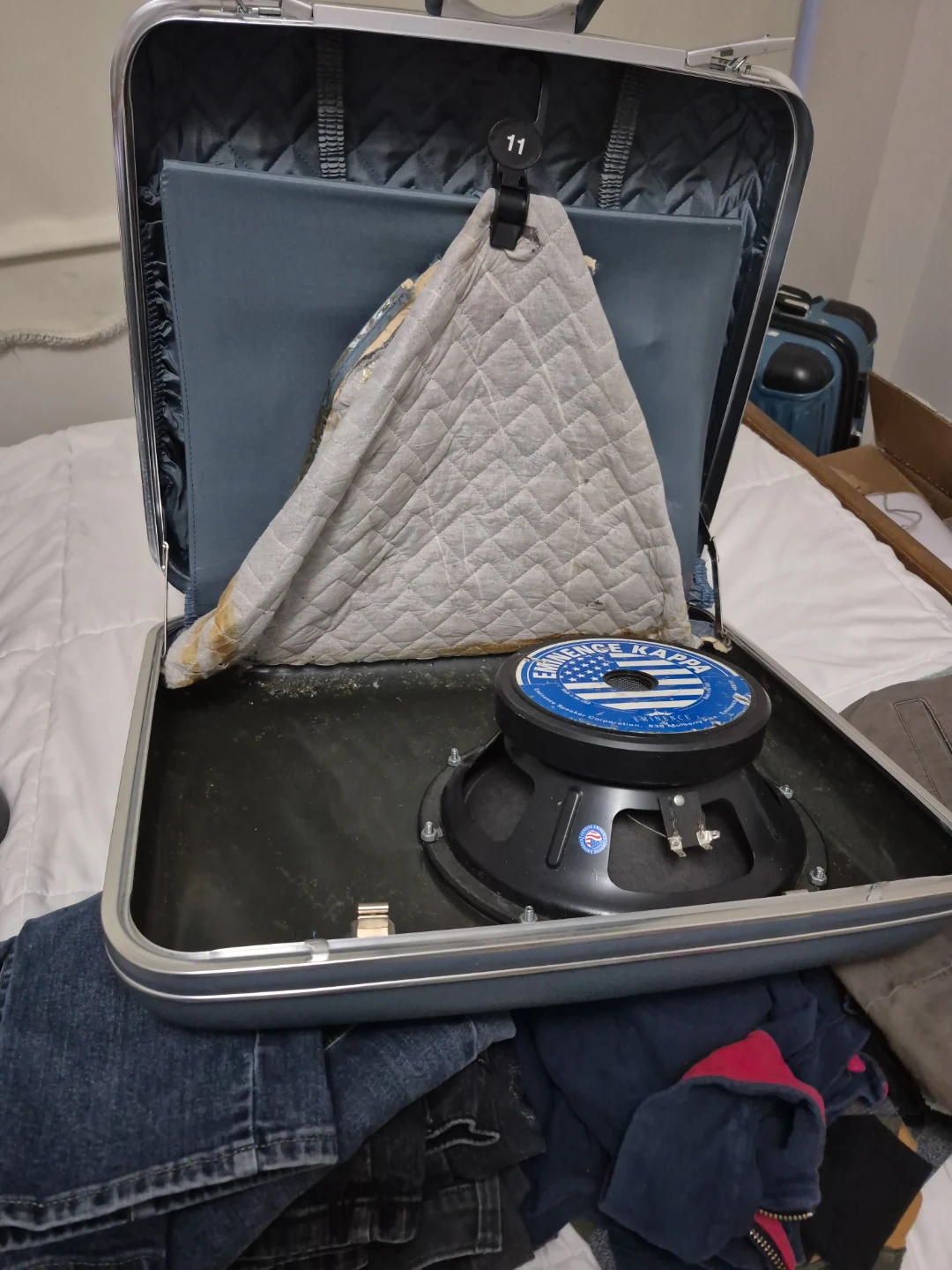 Blue Vintage Suitcase with Speaker