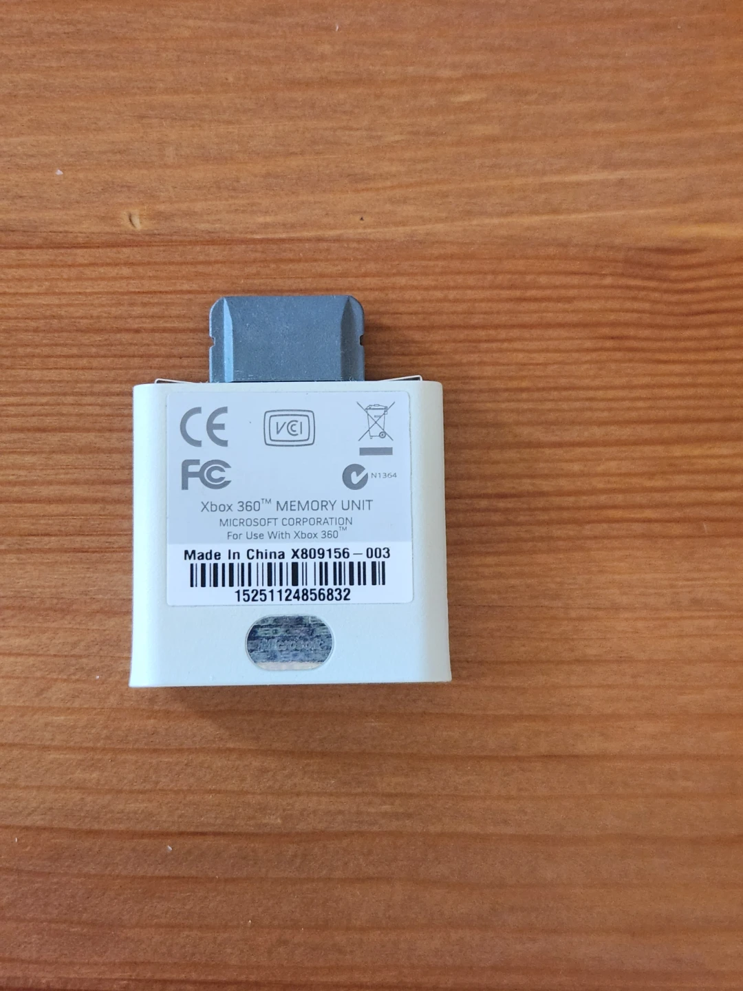 Microsoft Xbox 360 Media Remotes and Memory Unit