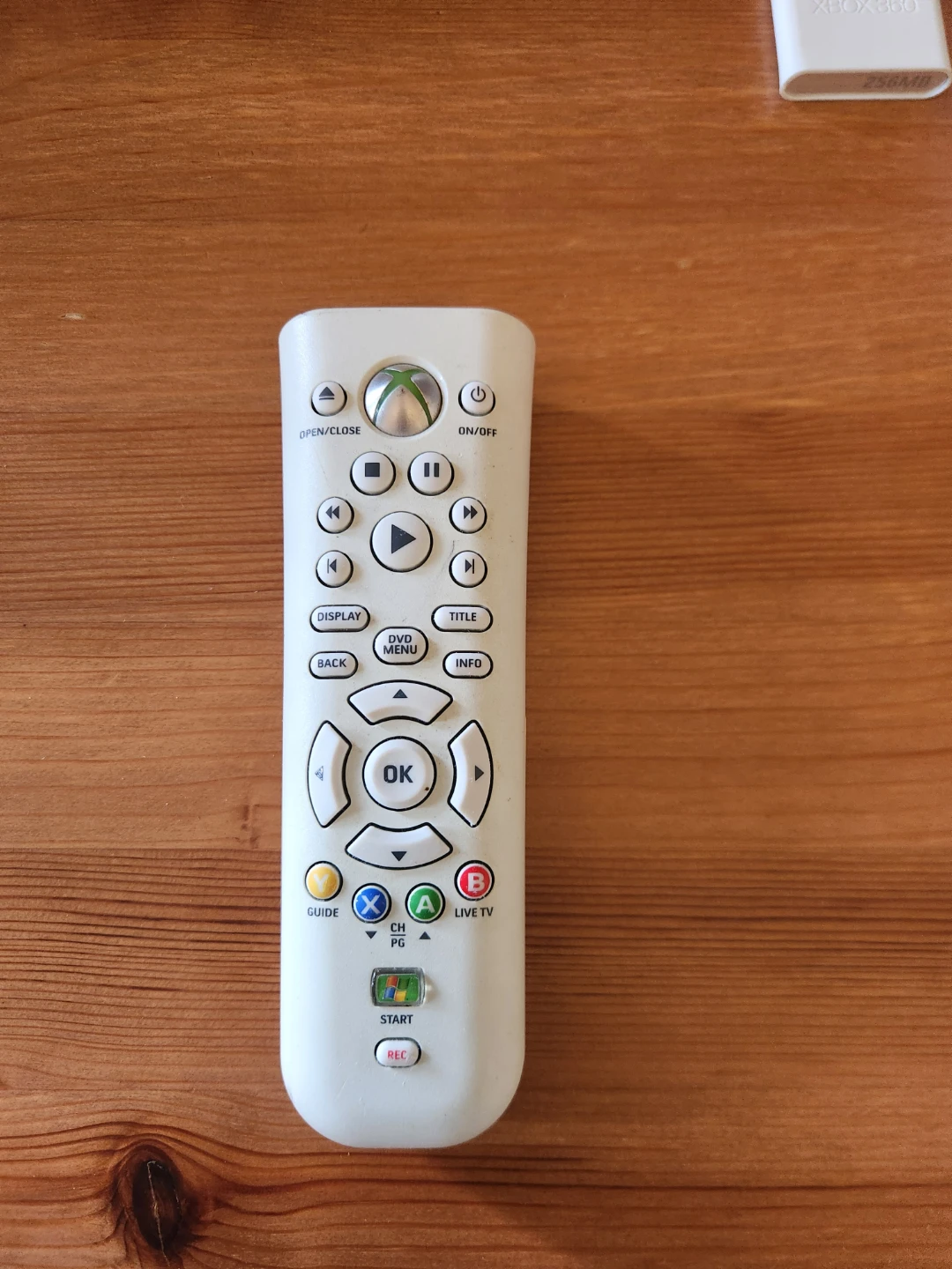 Microsoft Xbox 360 Media Remotes and Memory Unit - photo 3