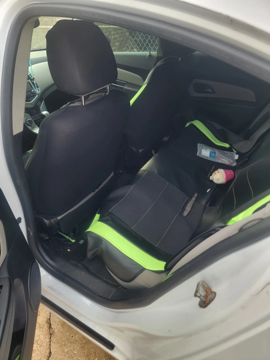 White Chevrolet Cruze with Neon Green Accents - photo 5