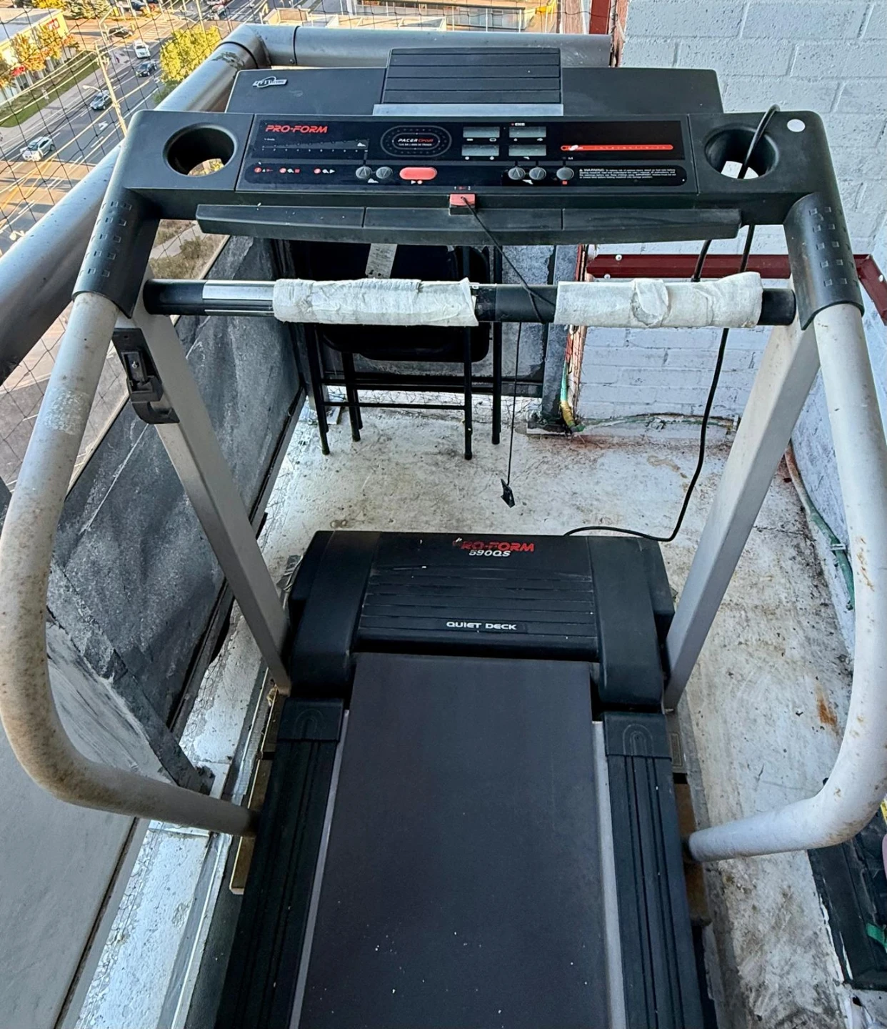 ProForm Pacer 300QS Treadmill - photo 4