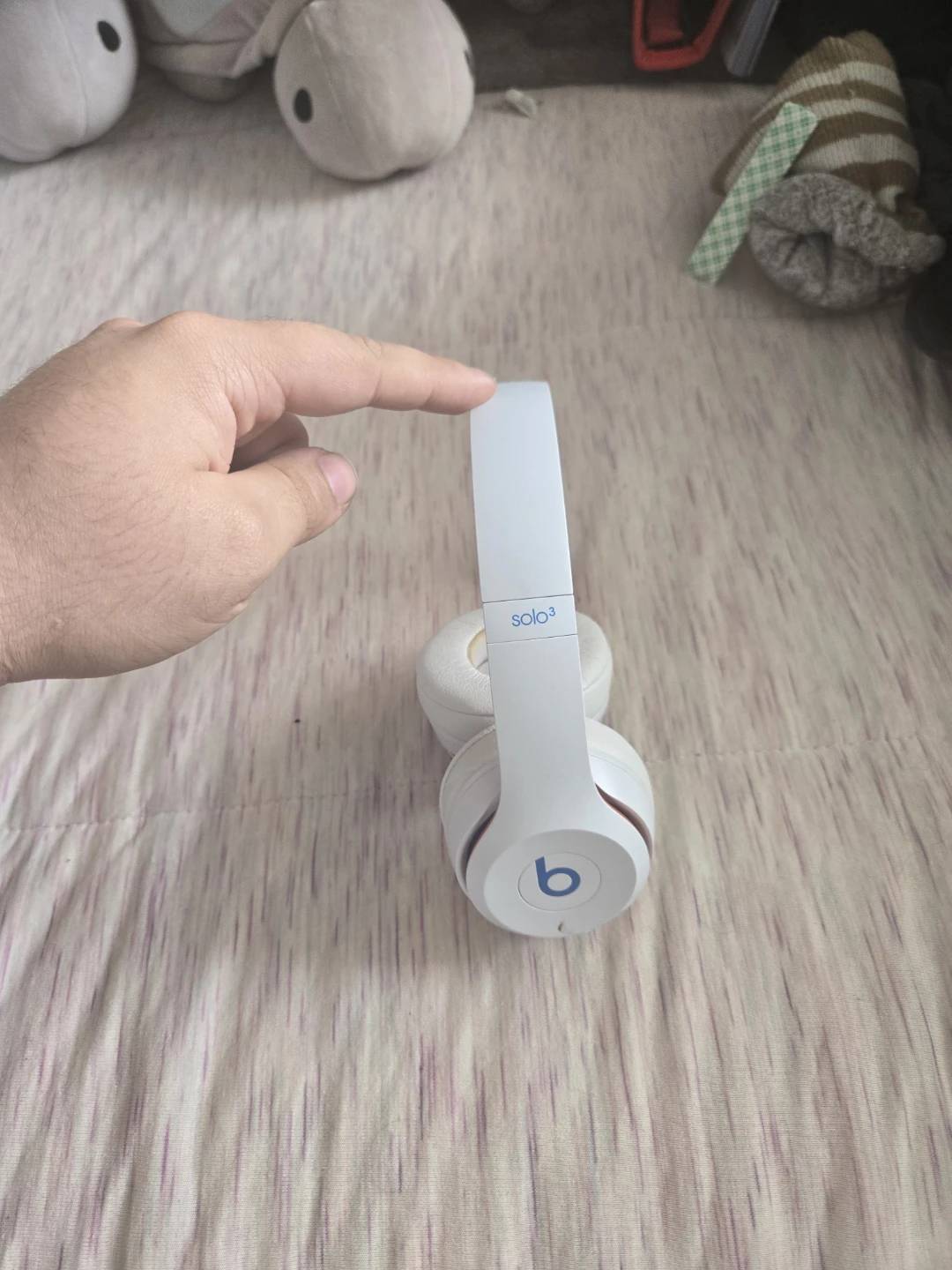 Beats Solo3 Wireless On-Ear Headphones - White - photo 3