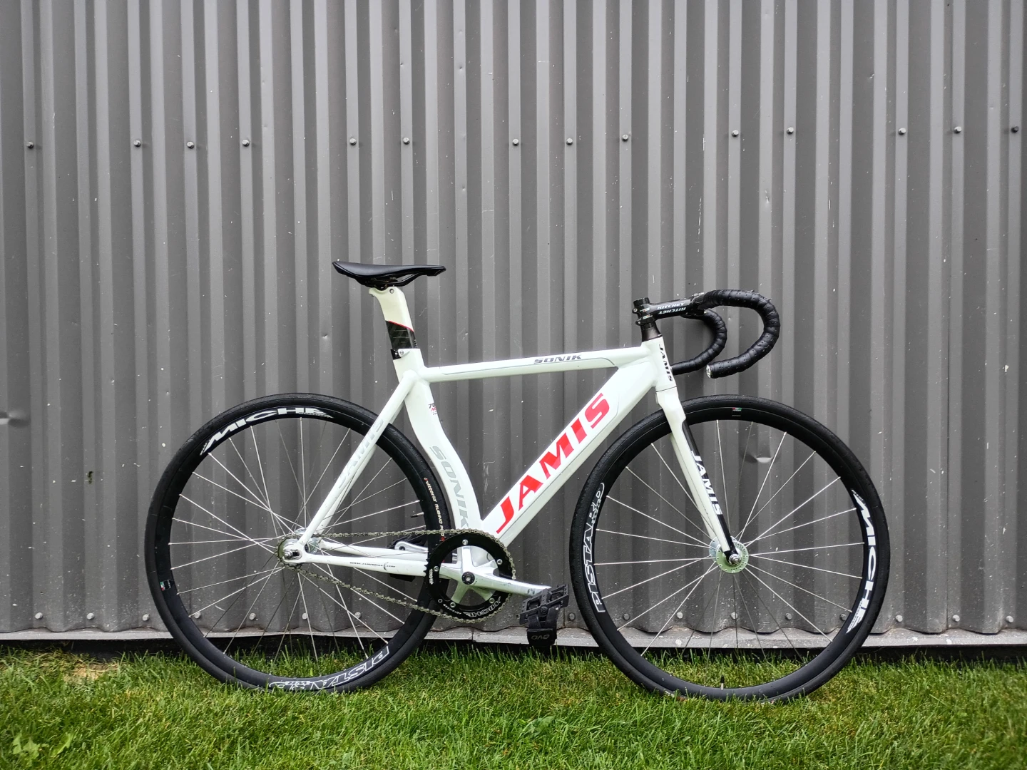 Jamis Sonik Track Bike + Accessories - photo 2