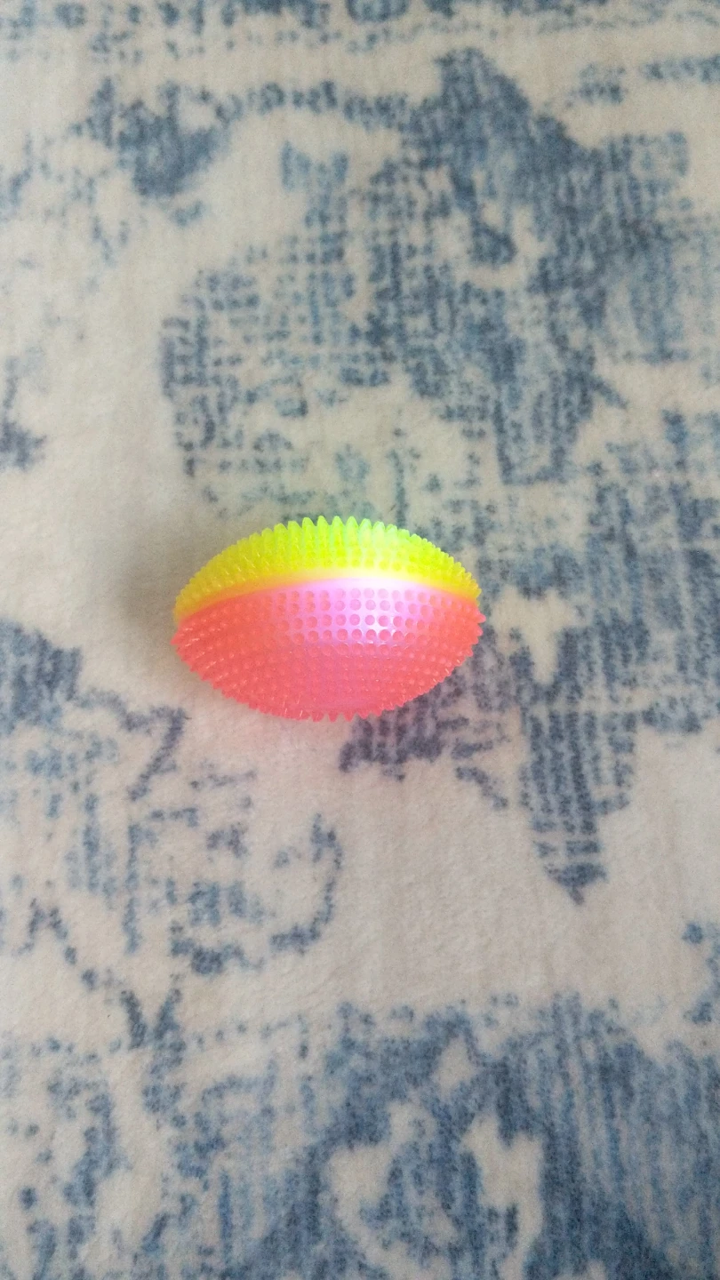Spiky Bouncy football Toy - photo 2