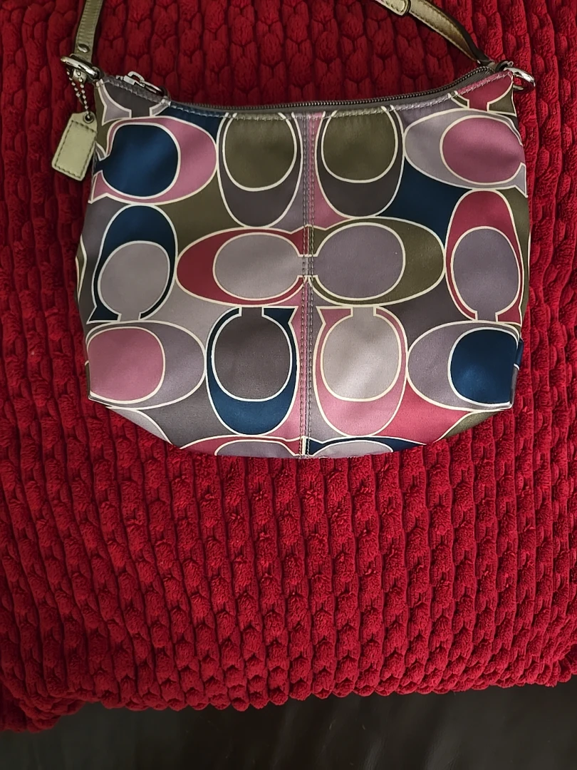 Coach Shoulder Bag - Multicolor Signature Pattern - photo 3