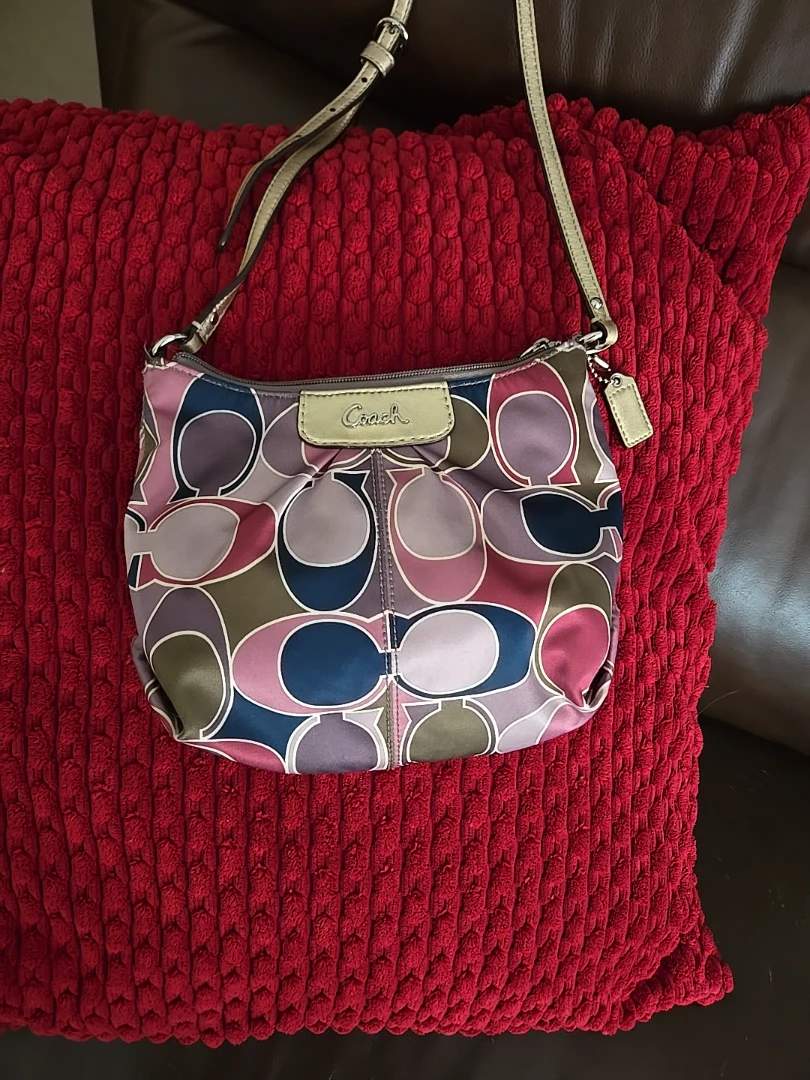 Coach Shoulder Bag - Multicolor Signature Pattern - photo 4