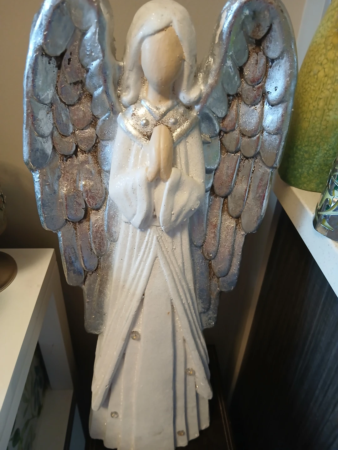 Angel Figurine with Lights - photo 2