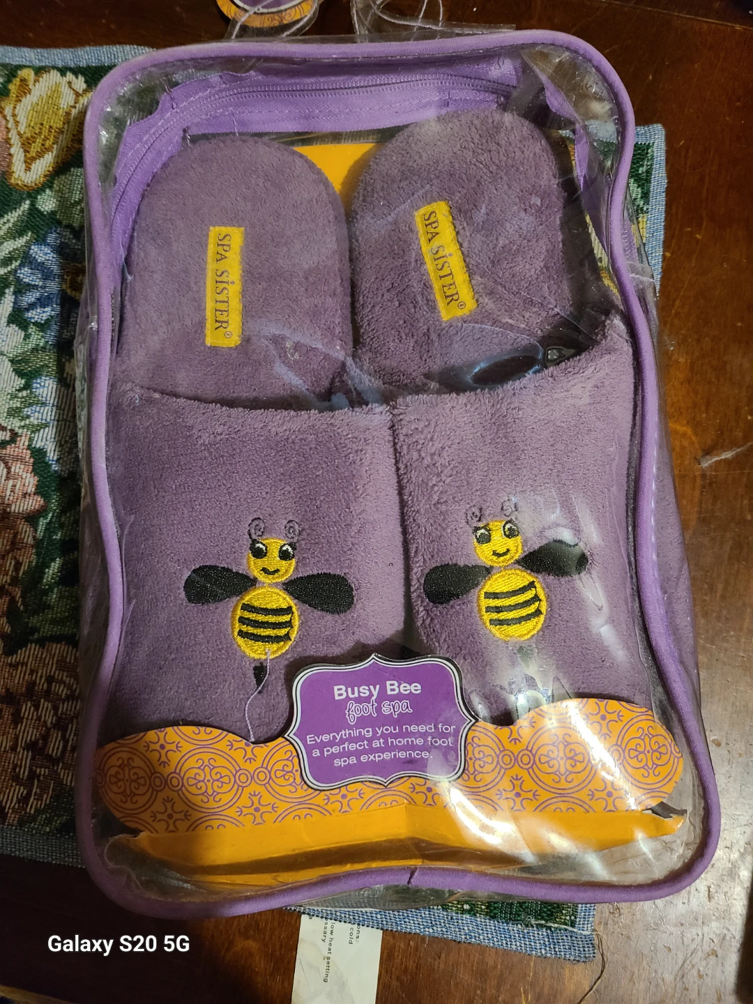 Spa Sister Busy Bee Foot Spa Slippers