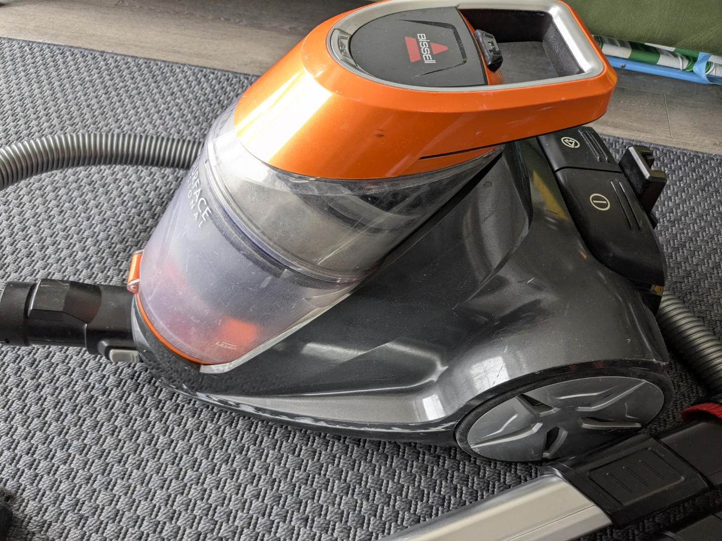 Bissell MULTISURFACE PROFESSIONAL Vacuum Cleaner - photo 2