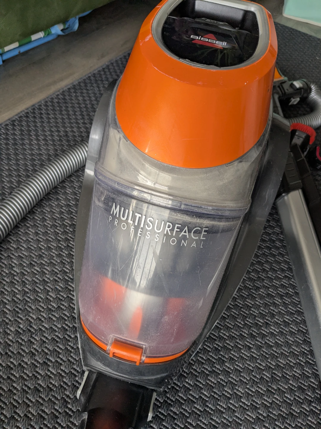 Bissell MULTISURFACE PROFESSIONAL Vacuum Cleaner - photo 3