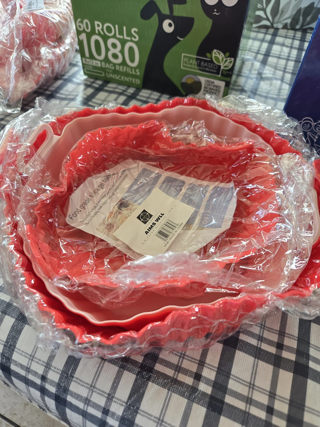 Set of 3 Red Silicone Baking Molds