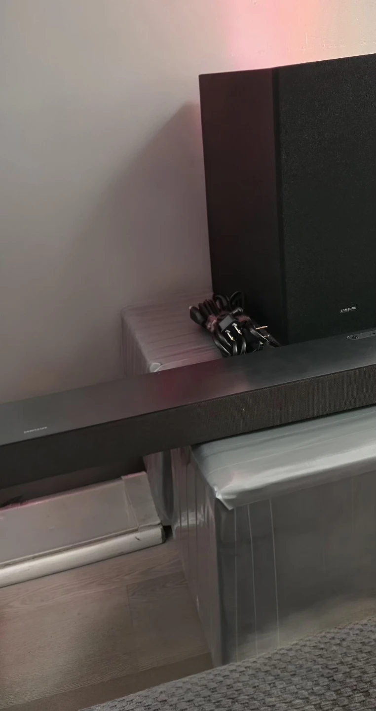 Samsung B-Series Soundbar B53CF with Subwoofer and remote - photo 2