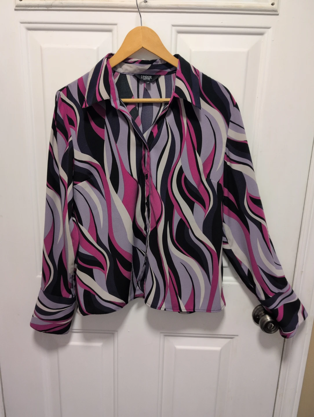 Lindor Petite Women's Button-Up Shirt Size 14