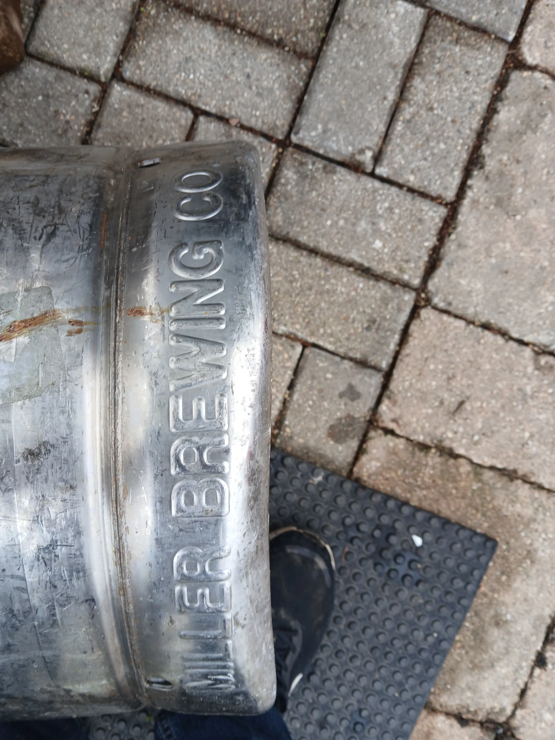 15.5 gal Beer Keg It's empty. - photo 4