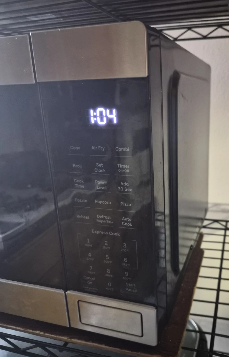 GE Appliances Microwave - photo 3