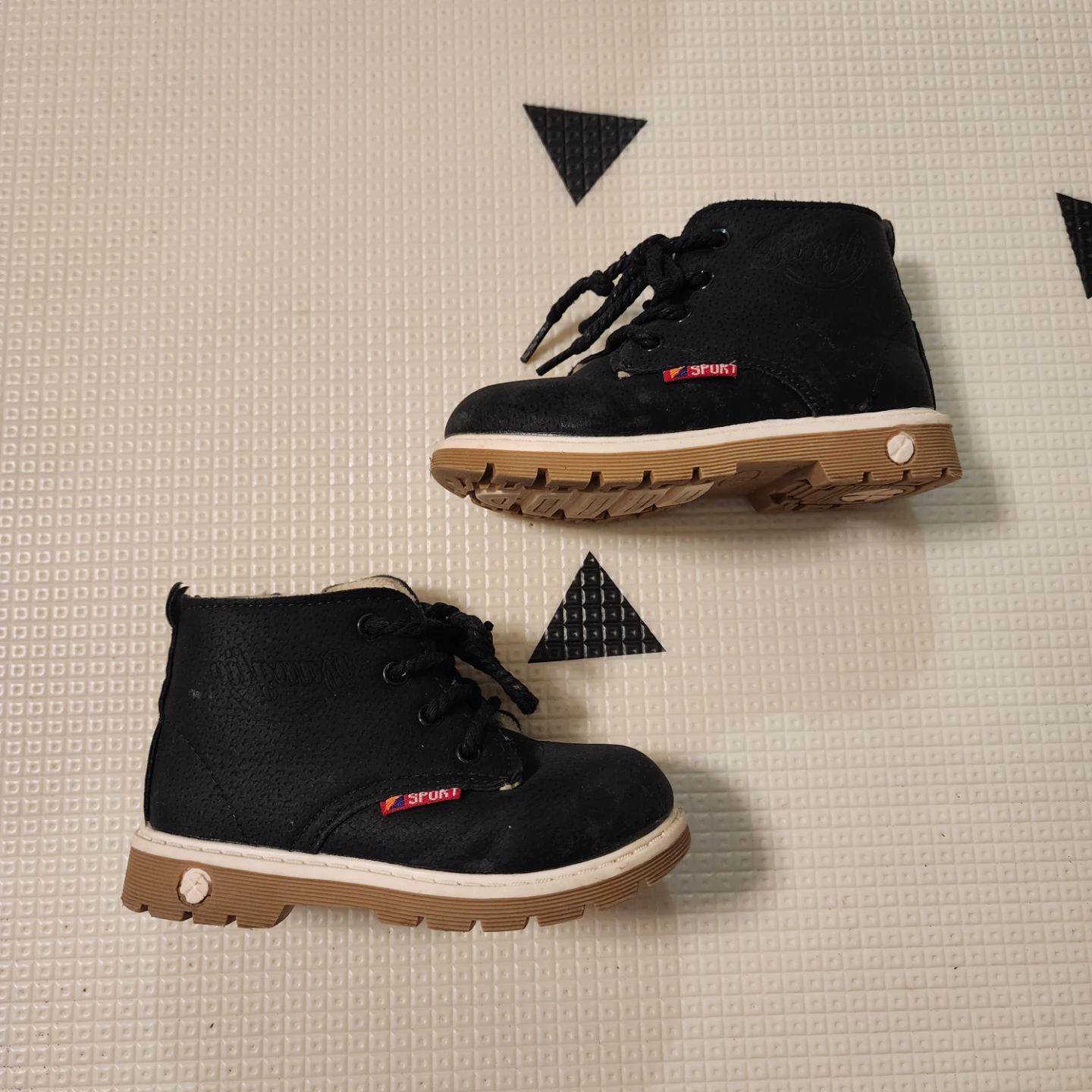 Toddler 7c Black 'Sport' Boots with Fur Lining