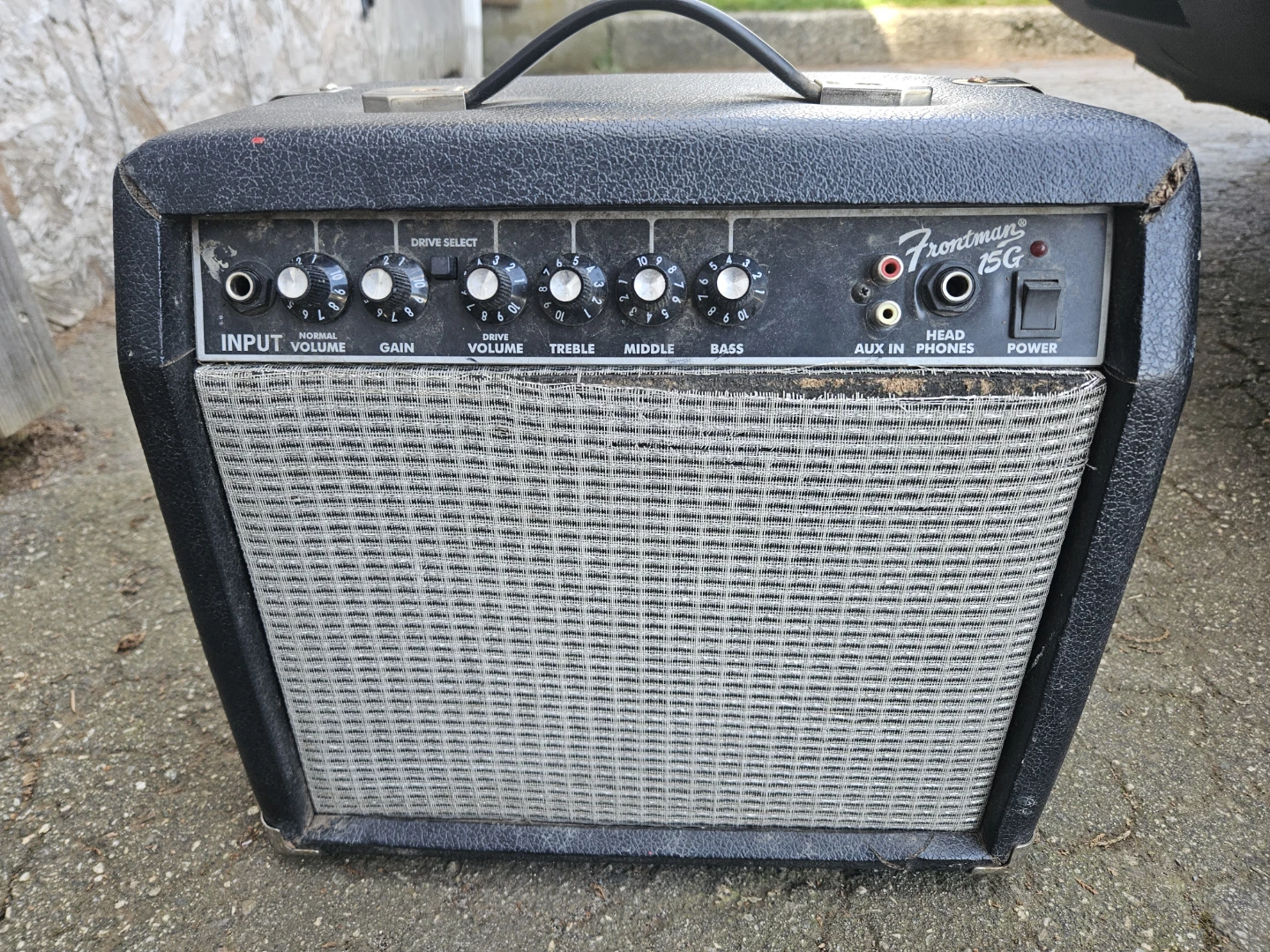 Fender Frontman 15G Guitar Amplifier - photo 2