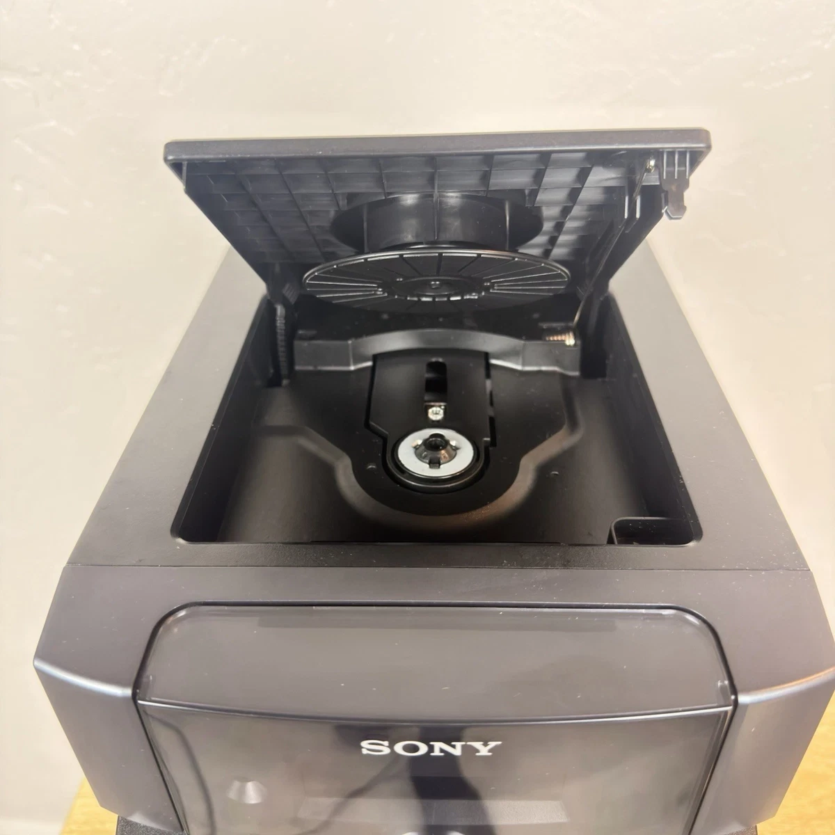 Sony MHC-EC709IP Mini Hi-Fi Component System - photo 5