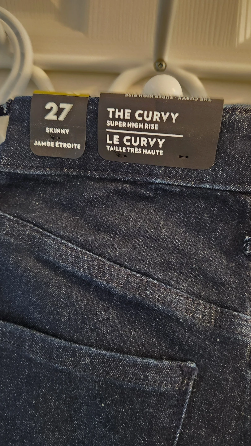 BNWT -Skinny Super High Rise Jeans - Size 27 Petite - photo 4