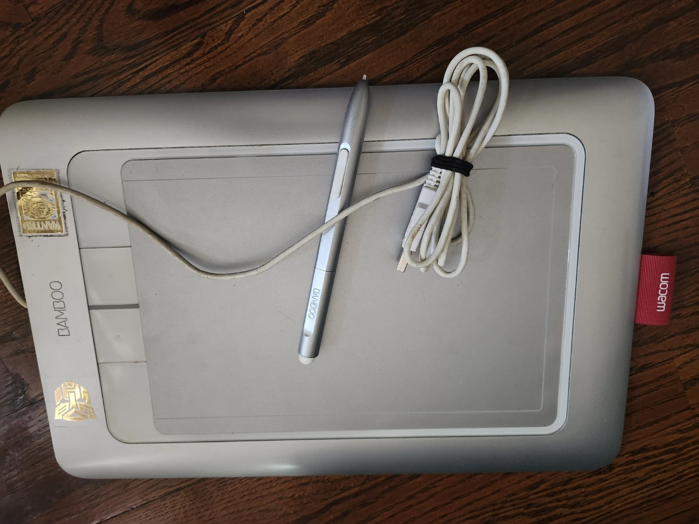 Wacom Bamboo Fun CTH-661 Graphics Drawing Tablet with Pen - photo 2