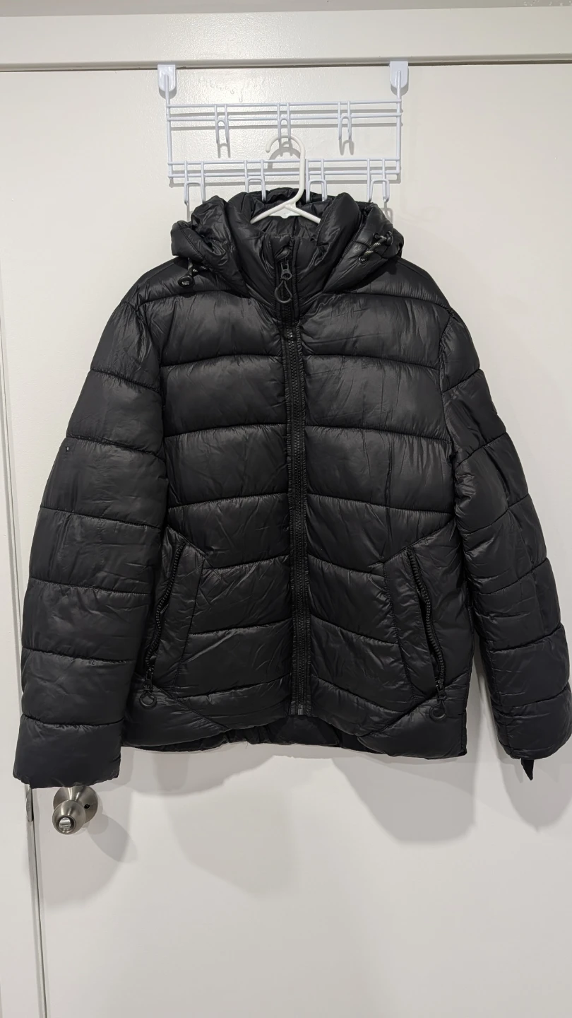 Black Puffer Jacket with Hood point Zero