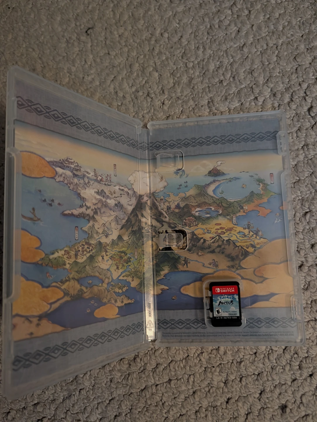 Pokémon Legends: Arceus - Nintendo Switch - photo 3