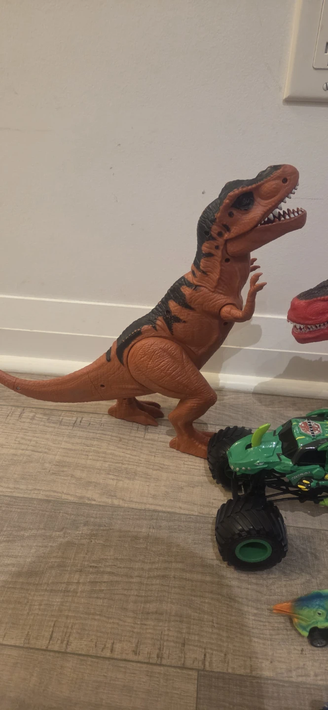 Toy Dinosaur and Monster Truck Set - photo 2