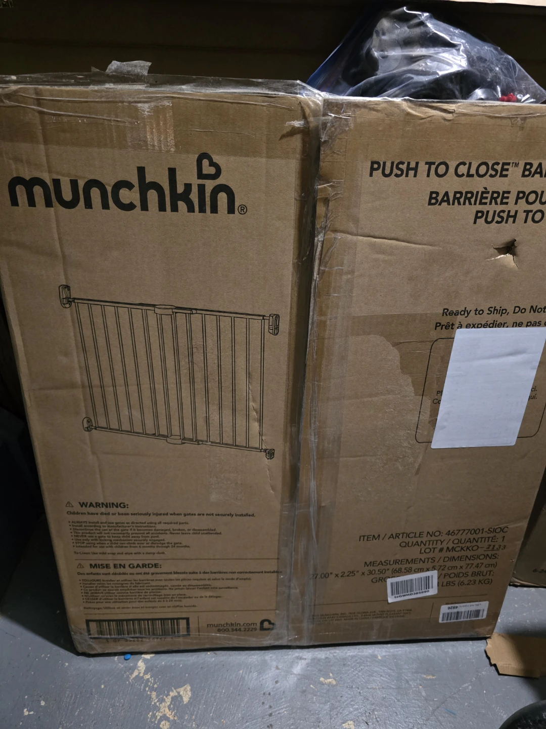 Munchkin Push to Close Baby Gate - photo 2