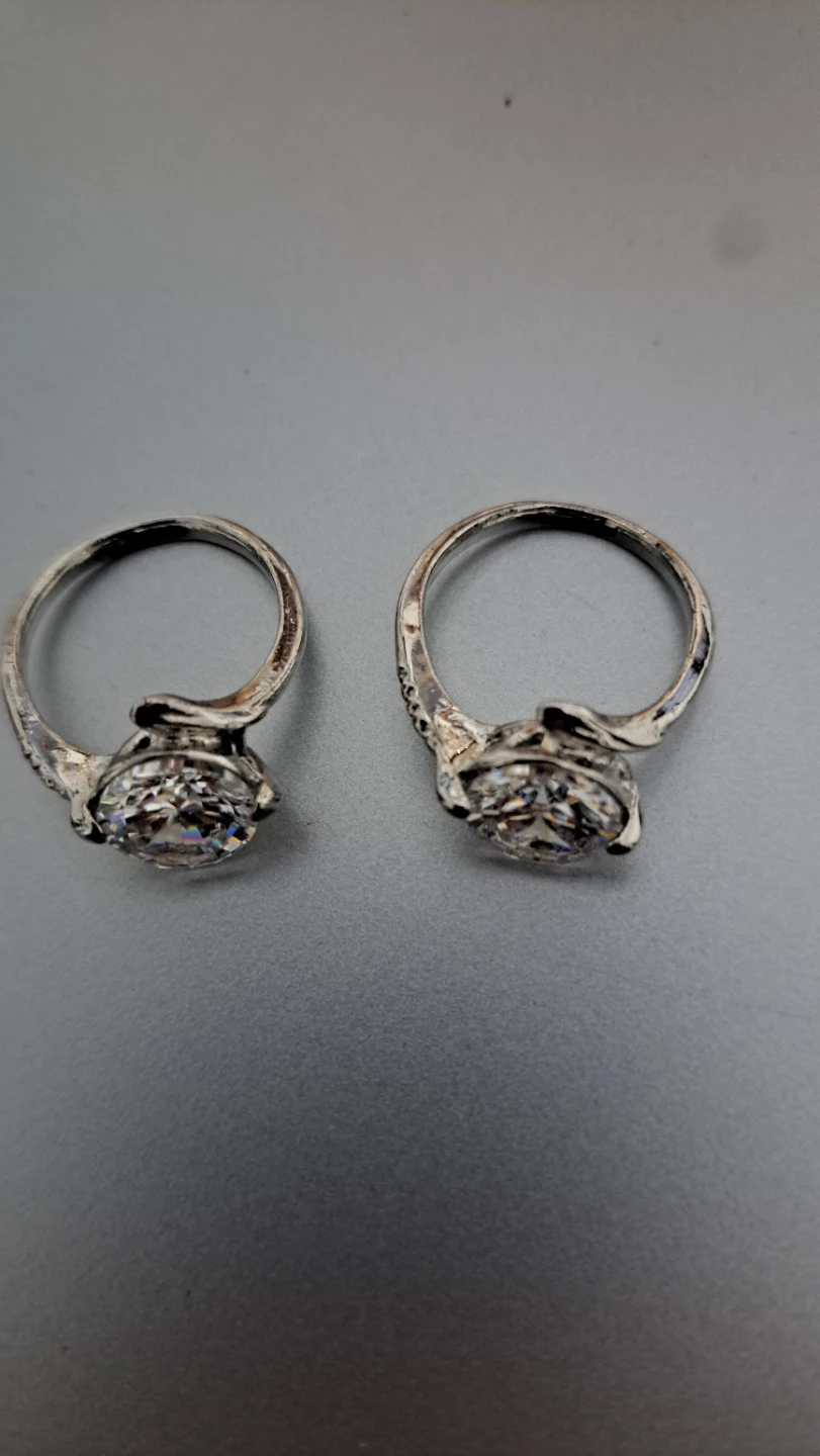 Two sparkly rings - photo 2
