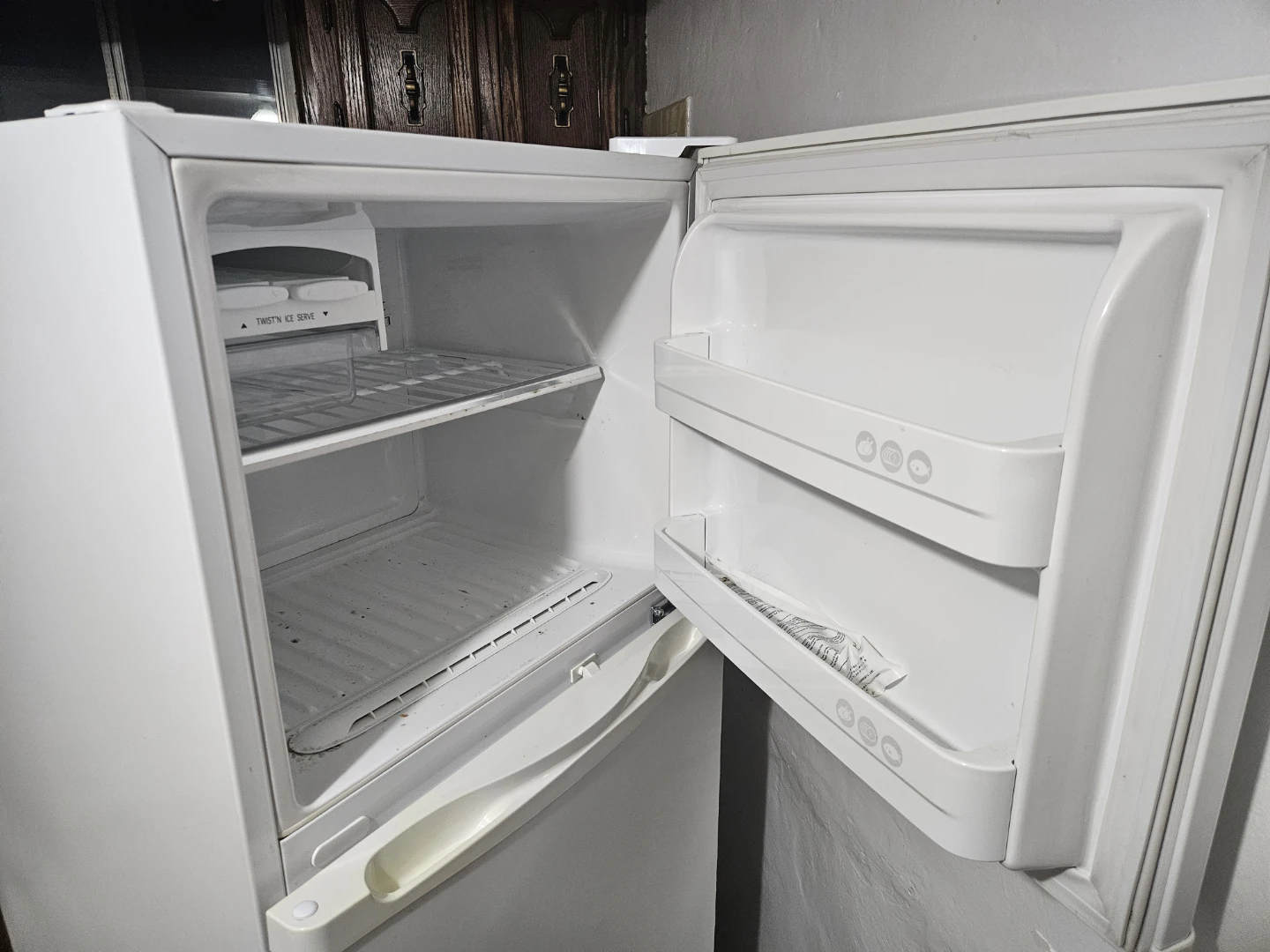 LG GR-332R Refrigerator - photo 3