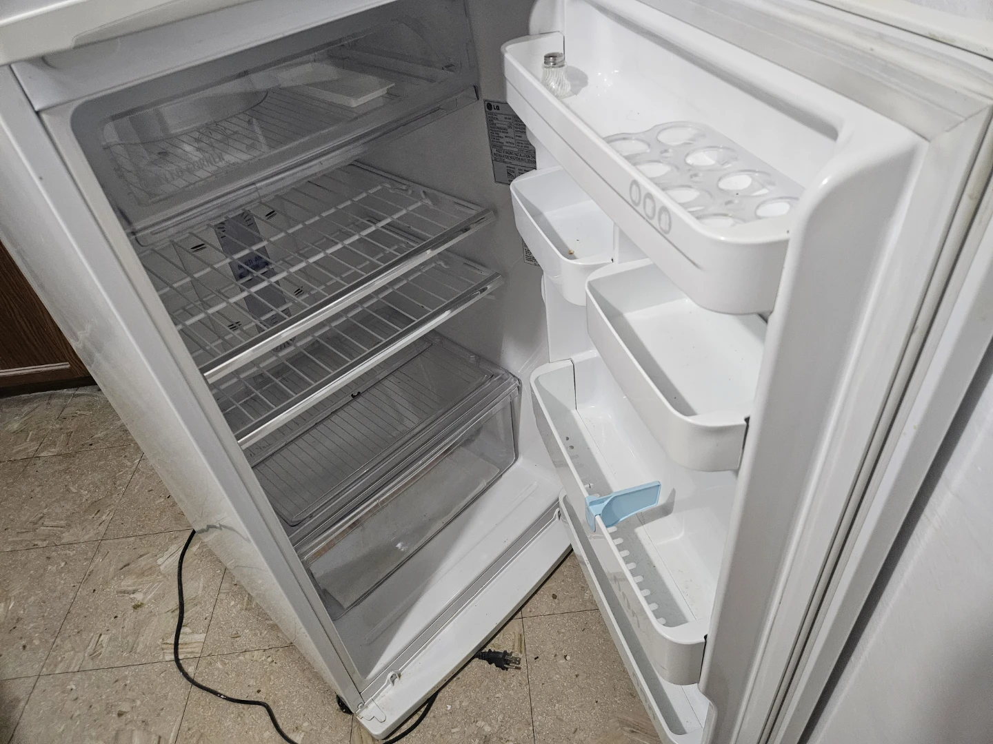 LG GR-332R Refrigerator - photo 4
