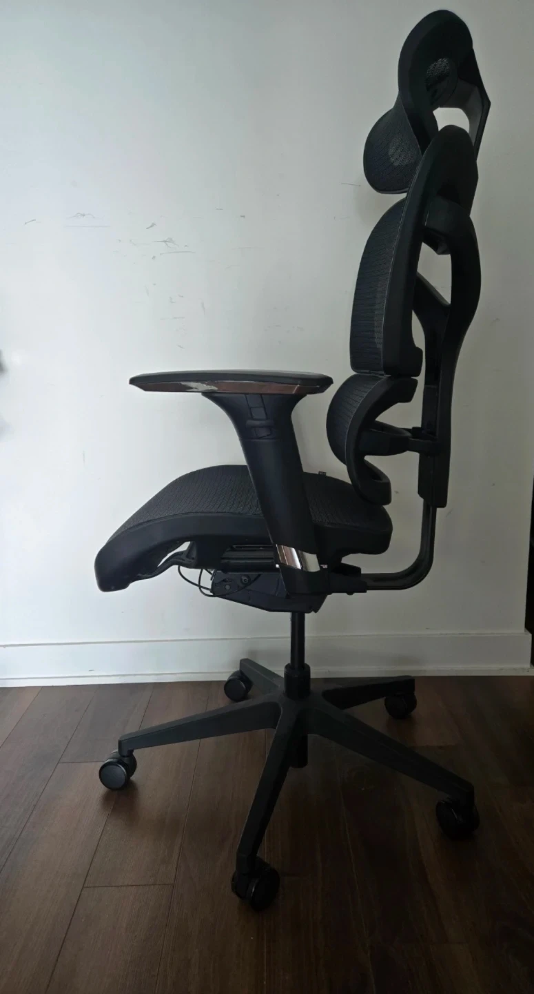Ergonomic office chair - photo 4