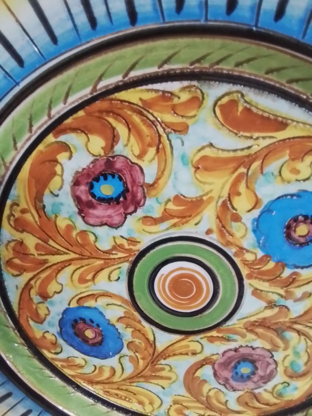Vintage Hand Painted Castelli Italian Majolica Pottery 9.5" - photo 3