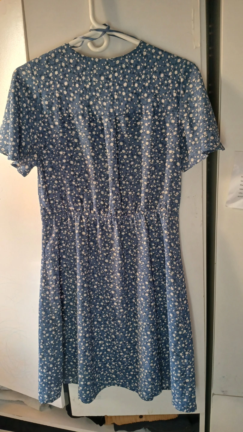 Monique Lhuillier Floral Wrap Dress - photo 2