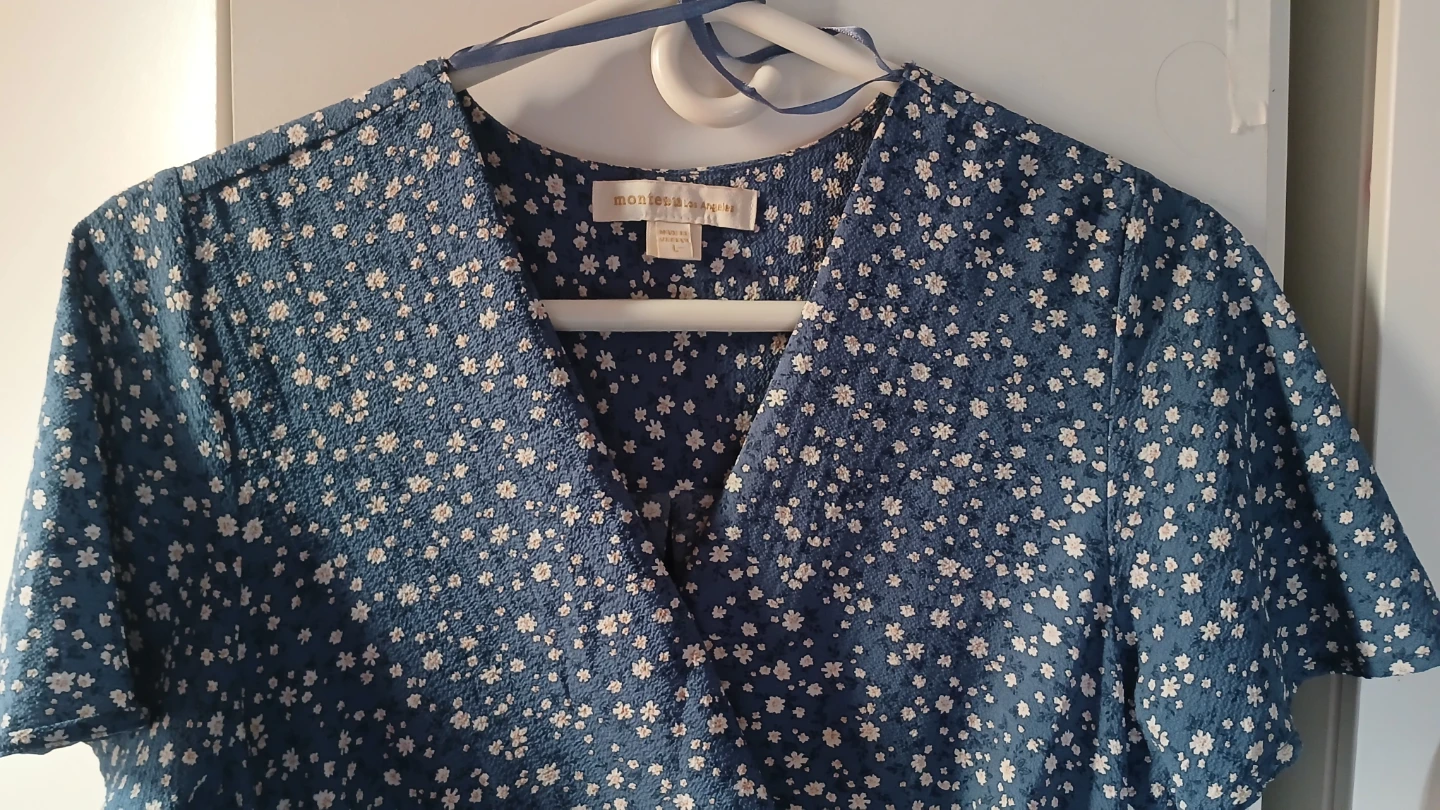 Monique Lhuillier Floral Wrap Dress - photo 3