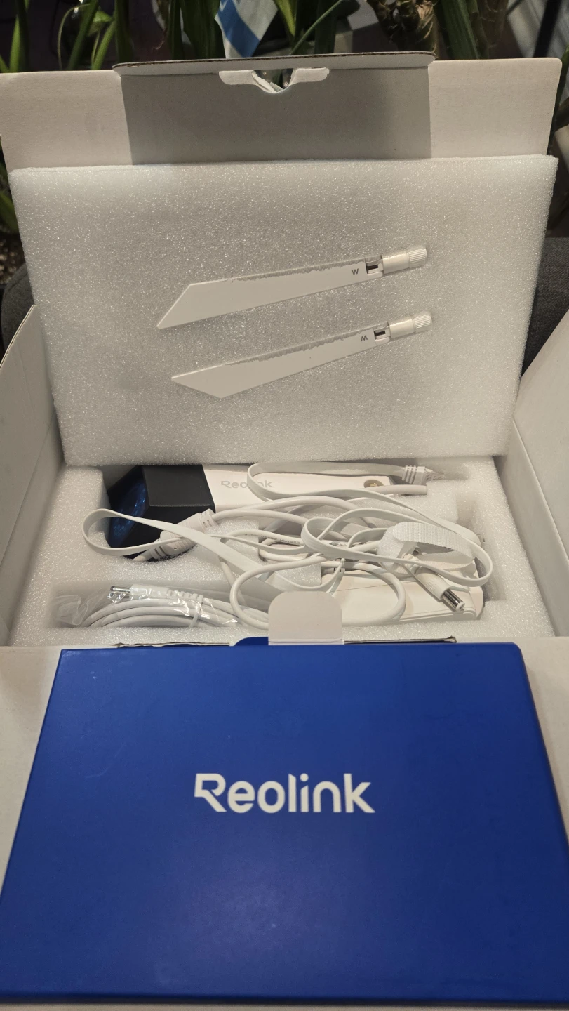 Reolink Duo 3 WiFi Security Camera - 4K 180° Panoramic View - photo 3
