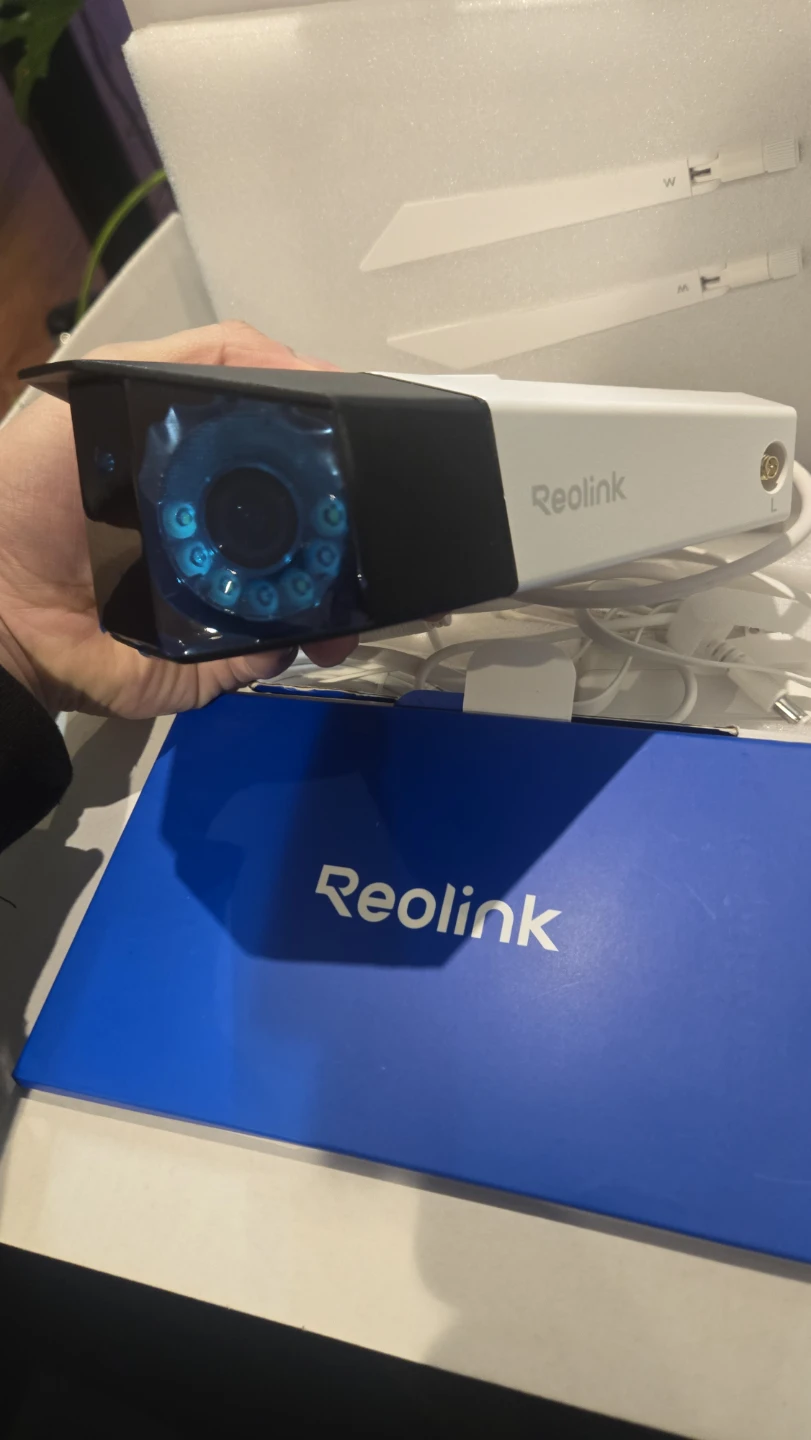 Reolink Duo 3 WiFi Security Camera - 4K 180° Panoramic View - photo 4
