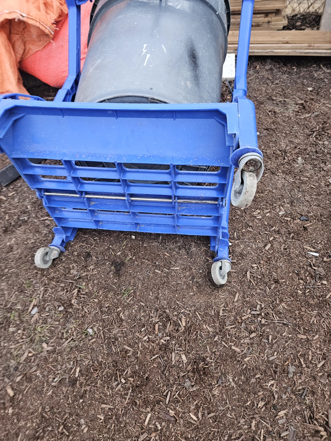 Rubbermaid Brute Trash Can Dolly Cart - photo 3