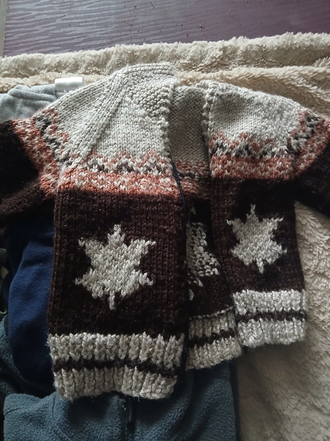 Baby Clothes Bundle - Onesie, Socks, Mittens, Sweater - photo 4