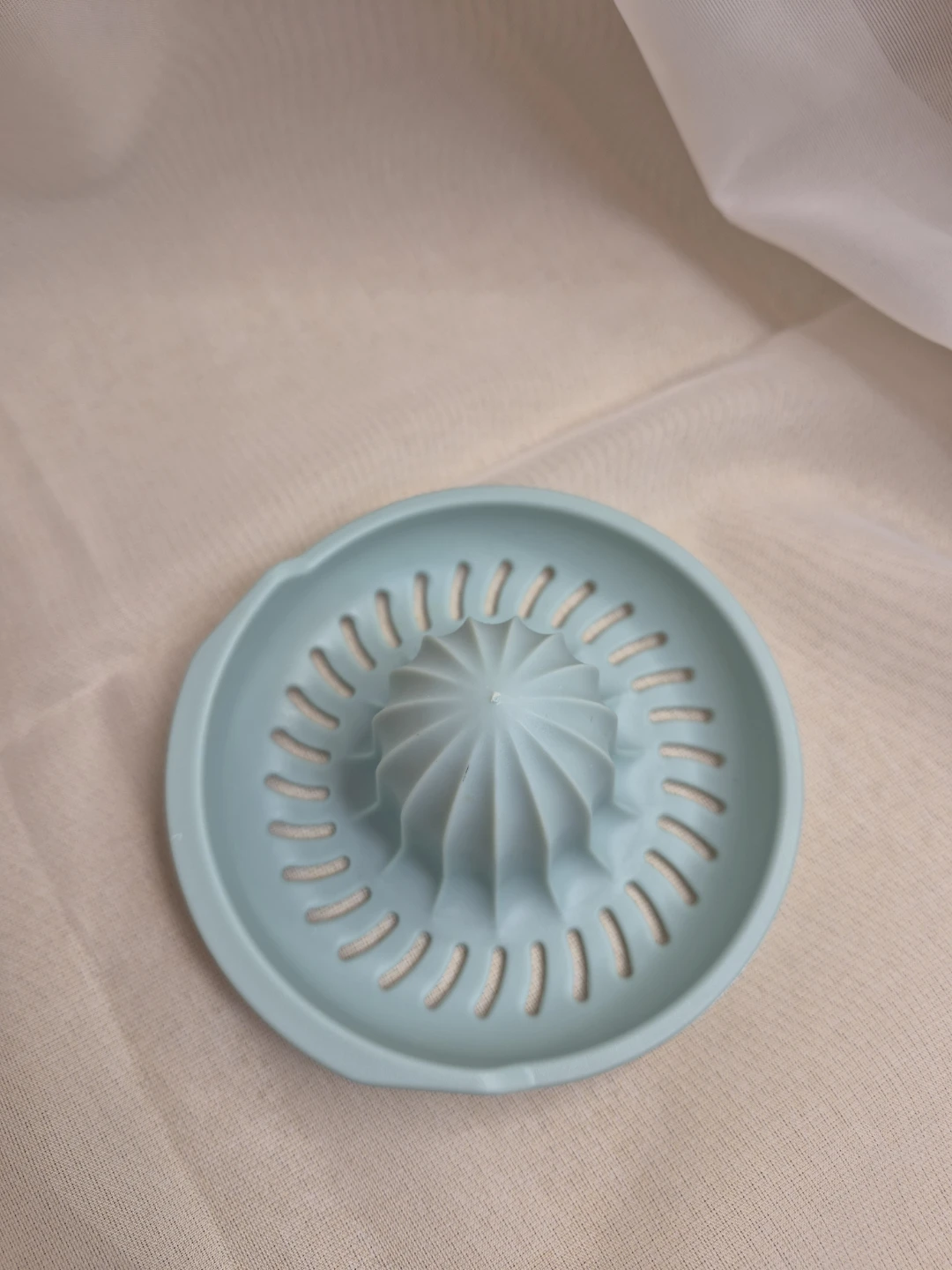 4" Round Vintage Juicer - photo 5