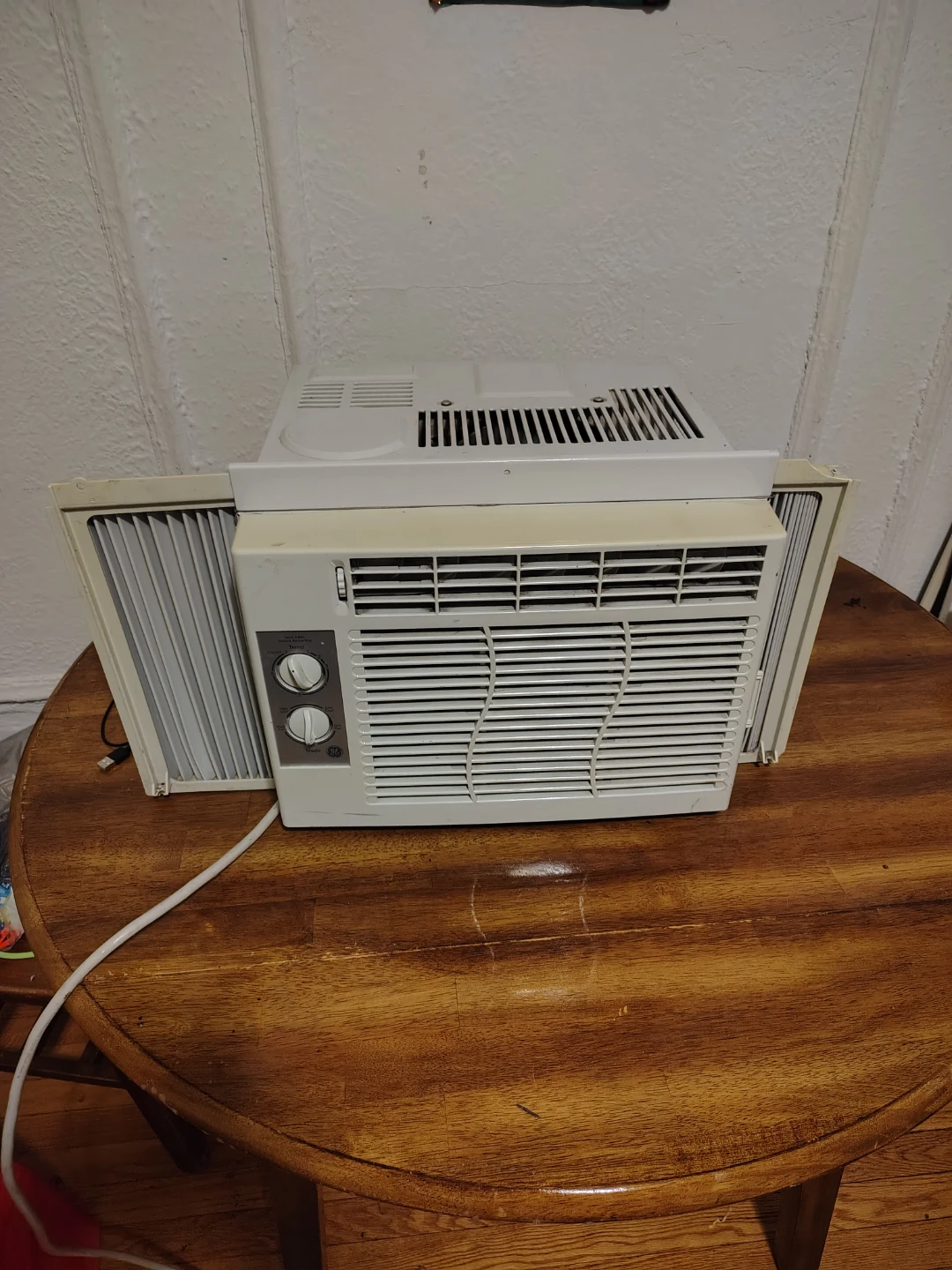 GE Window Air Conditioner