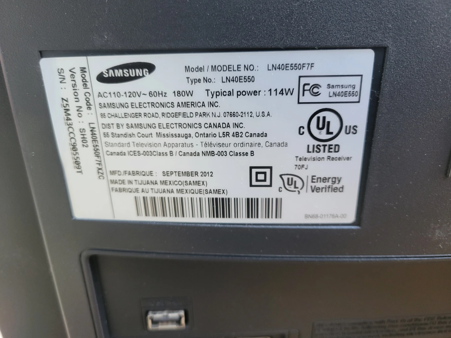 Samsung LN40E550F7F 40-inch 1080p HD TV - photo 3