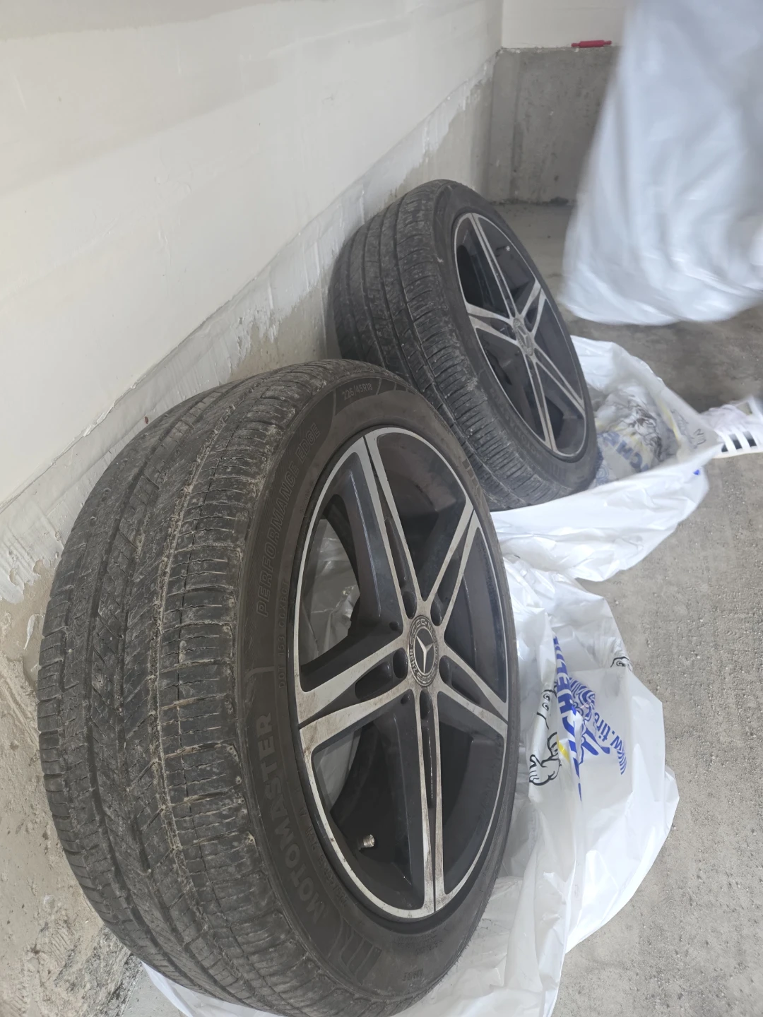 Mercedes-Benz A250 OEM Wheels & Tires - photo 3
