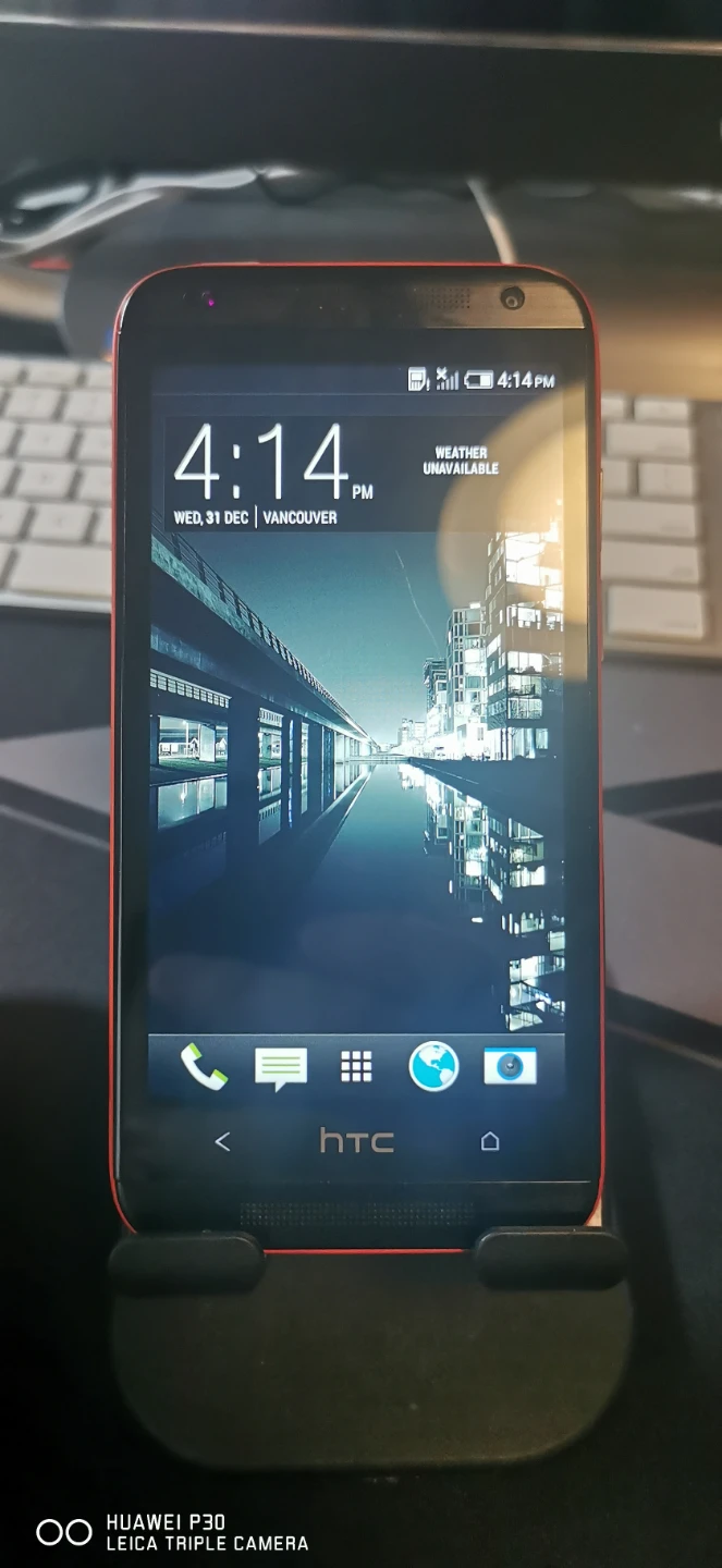 HTC Desire 601 - photo 2