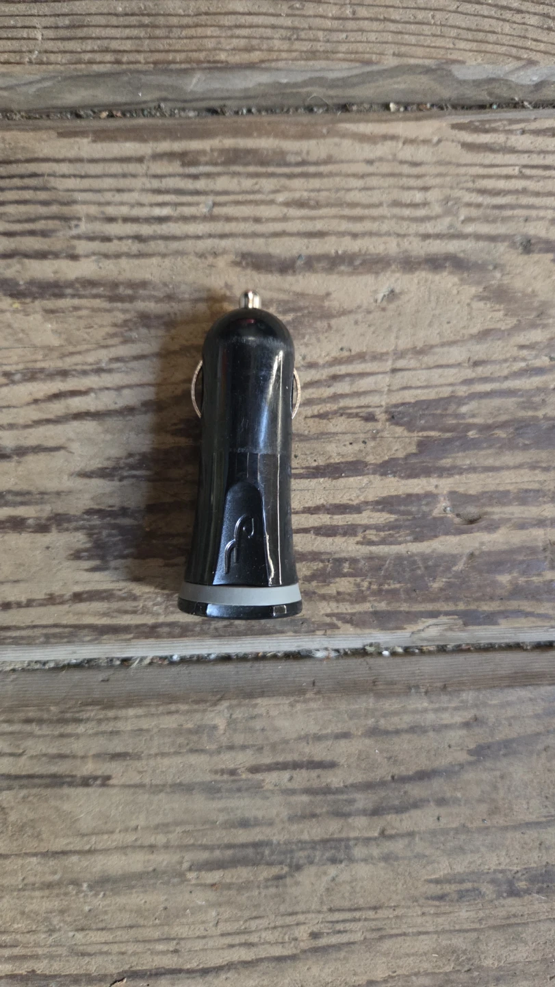 Black USB Car Charger Adapter - photo 2