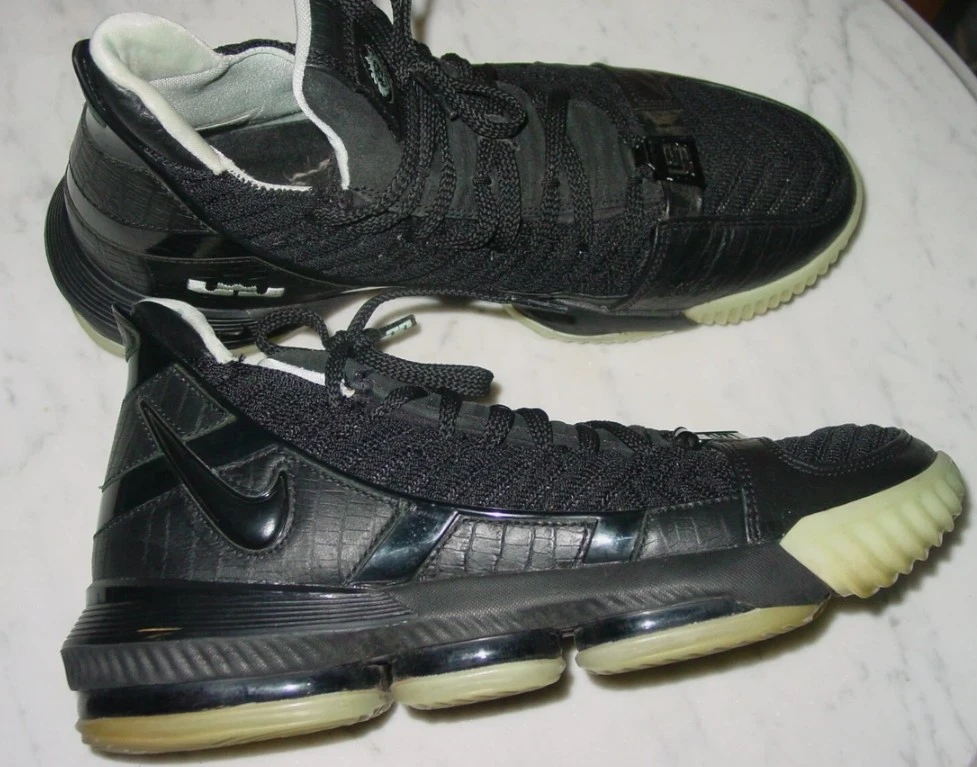 Nike LeBron 16 - photo 3