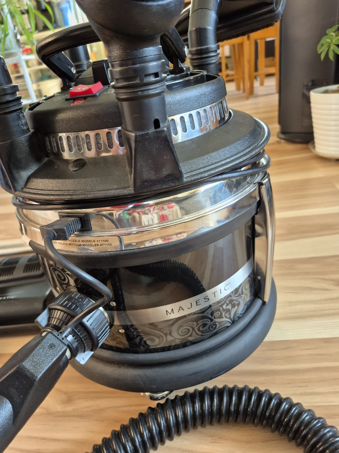 FilterQueen Majestic Vacuum Cleaner - photo 3