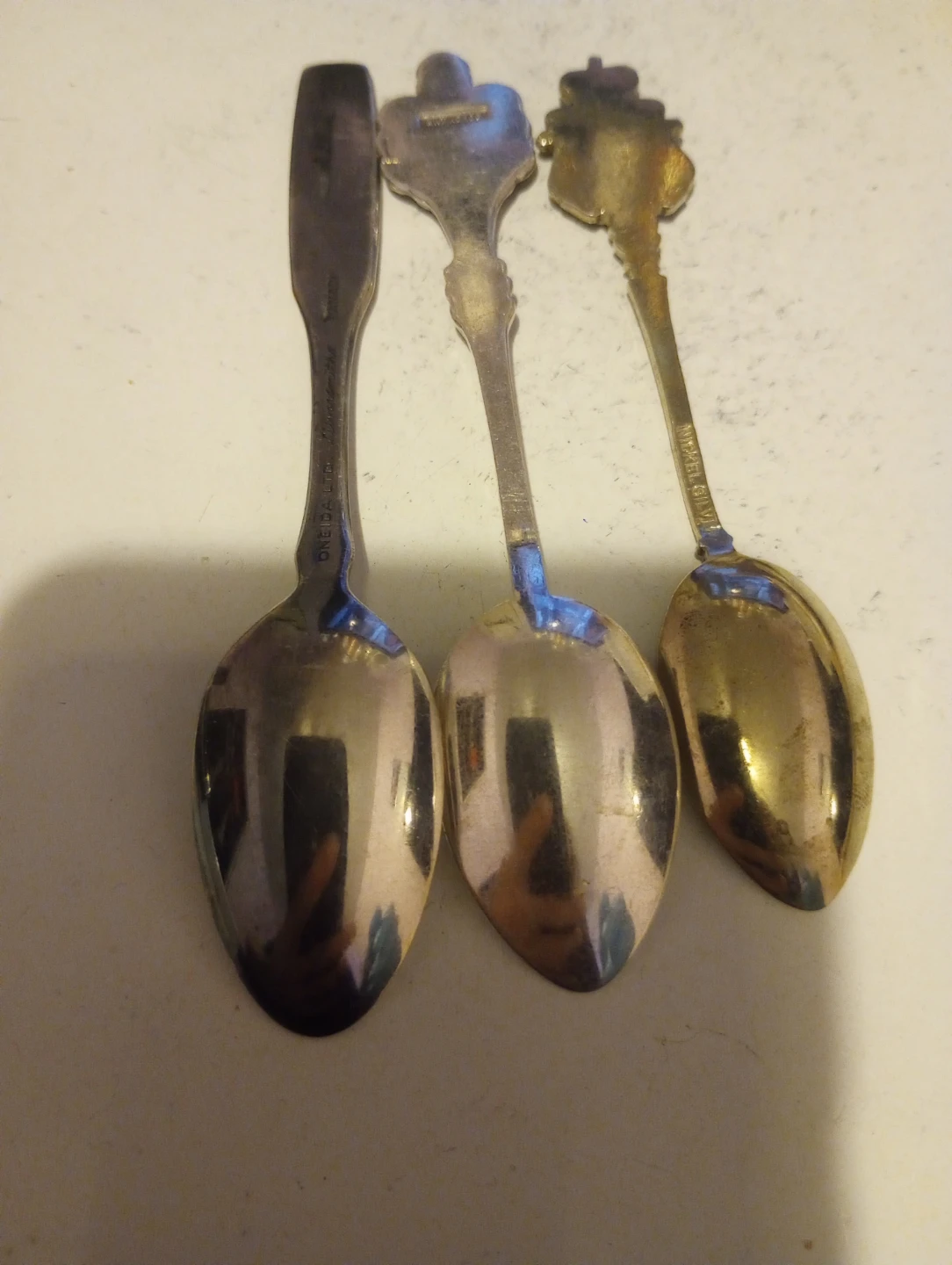 Souvenir Spoons - Canada Themed Set of 3 - photo 2