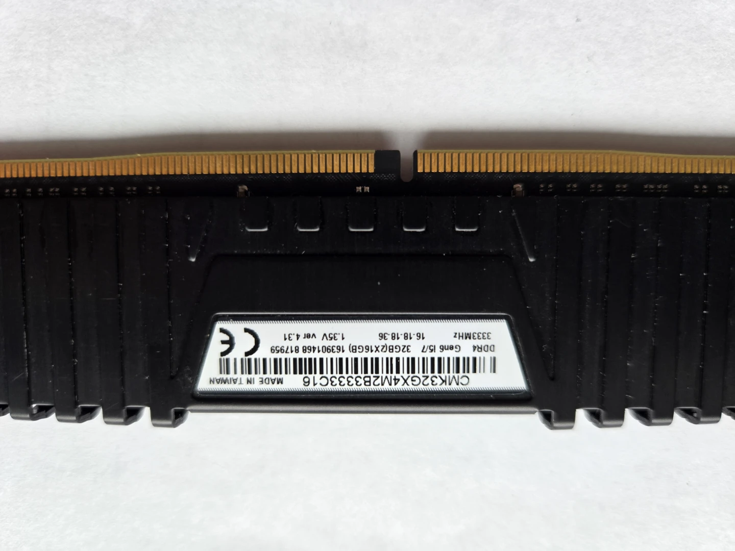 Corsair Vengeance LPX DDR4 a16GB 3333MHz RAM - photo 2